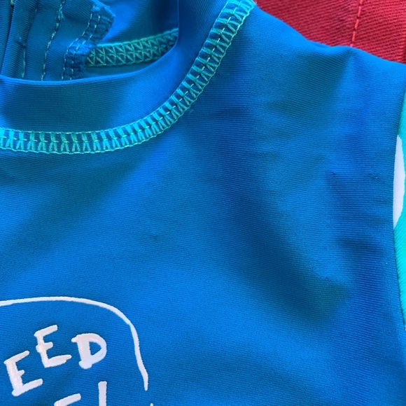 Baby Shark Hatley Boys Blue One Piece Rash Guard 3- 6 months - Picture 7 of 8